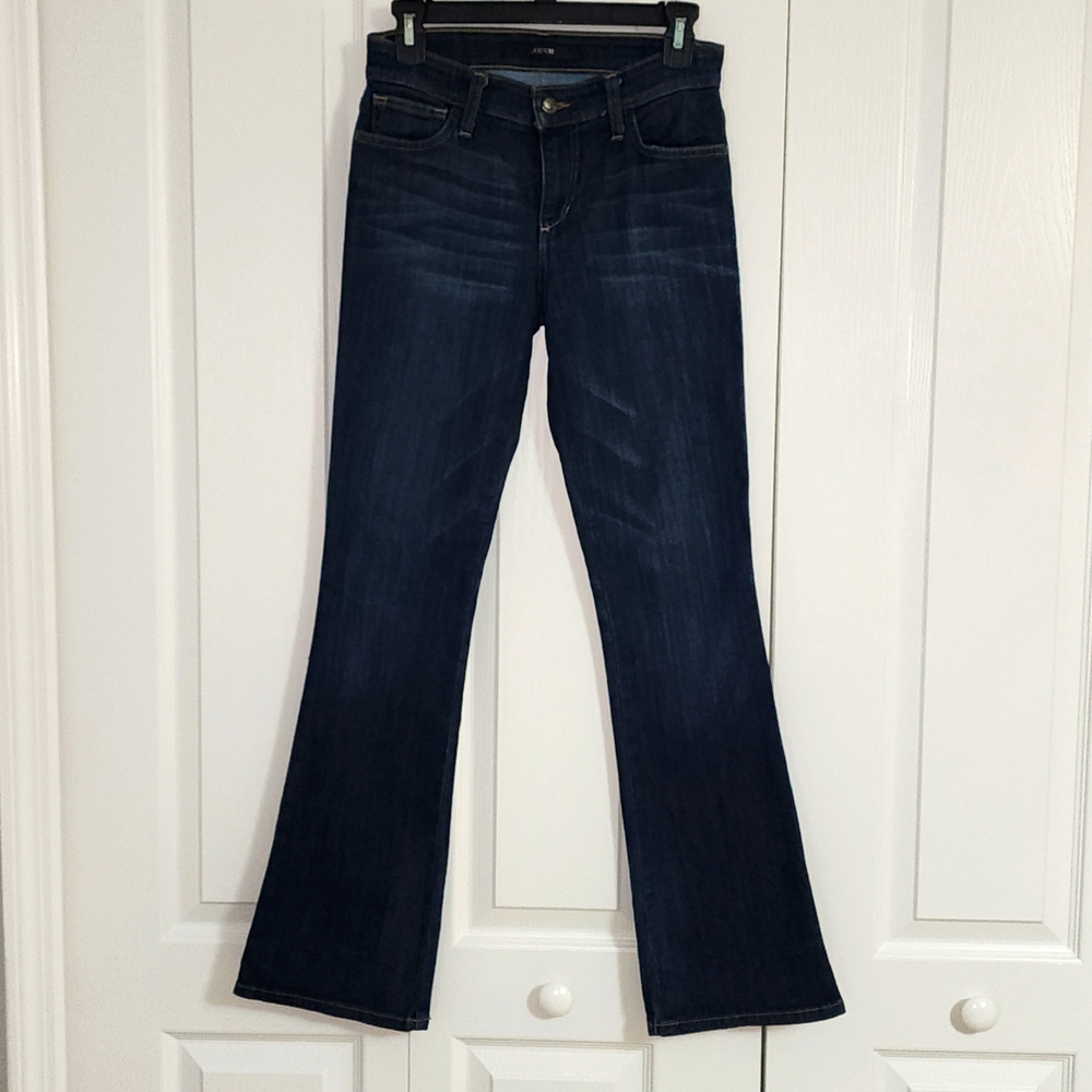 Joe's Jeans Women's Hayley size 25 Petite bootcut. Dark wash
